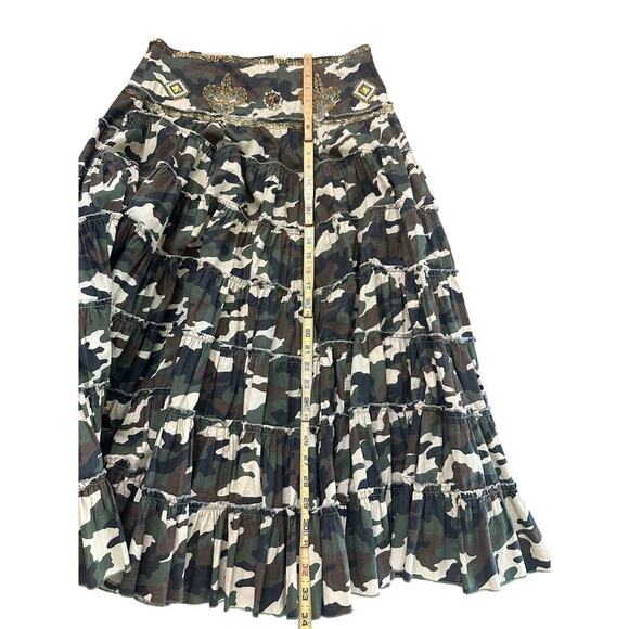 Flair Collection Women's Green Camouflage tiered Maxi Skirt Size Medium Y2K - Picture 8 of 10